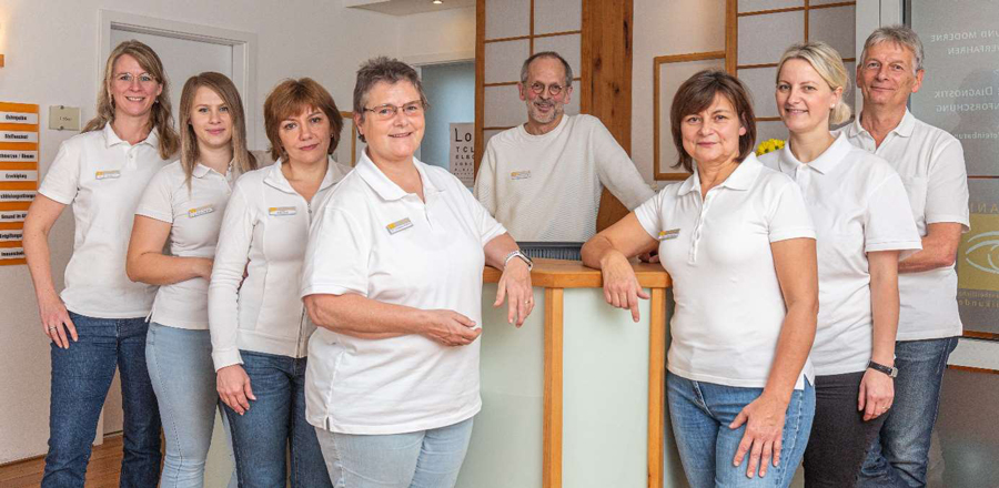 WIR, die Zentren OCUSANIS und Geriasanis suchen DICH